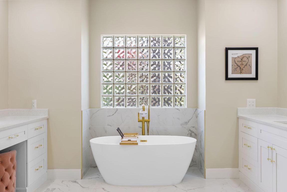 21159 Falls Ridge Way