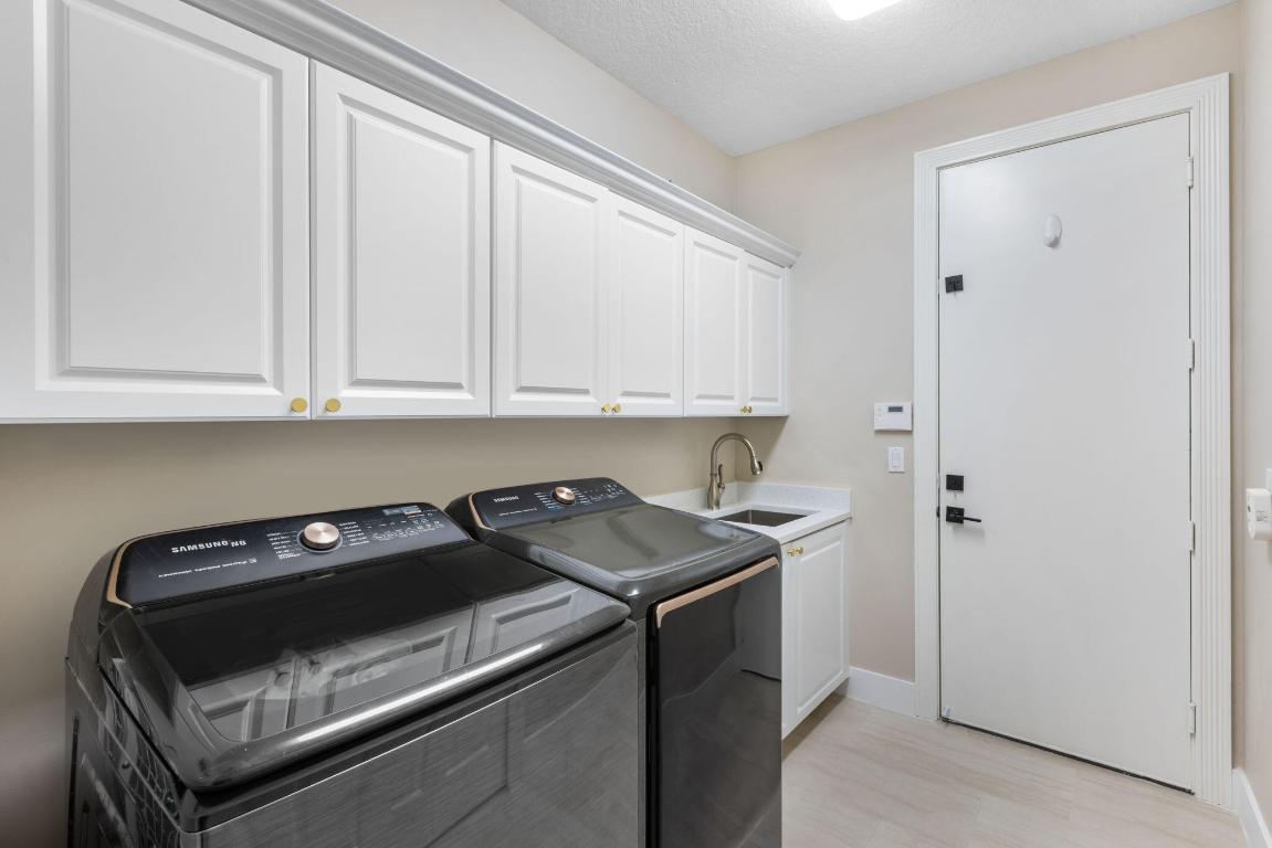 21159 Falls Ridge Way