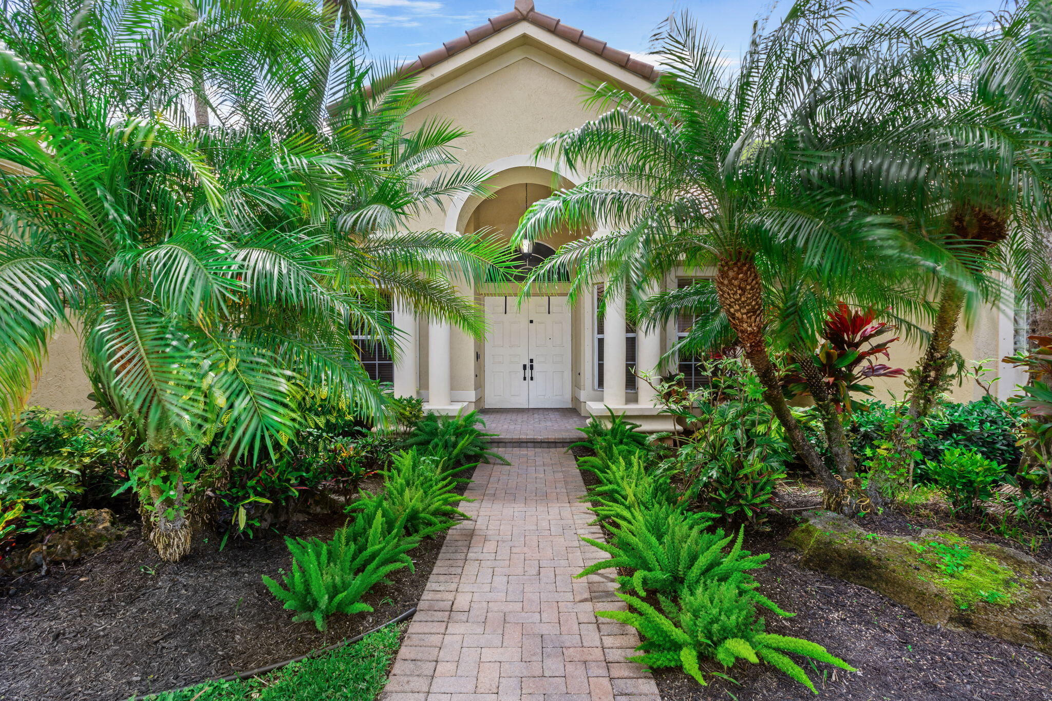 21159 Falls Ridge Way