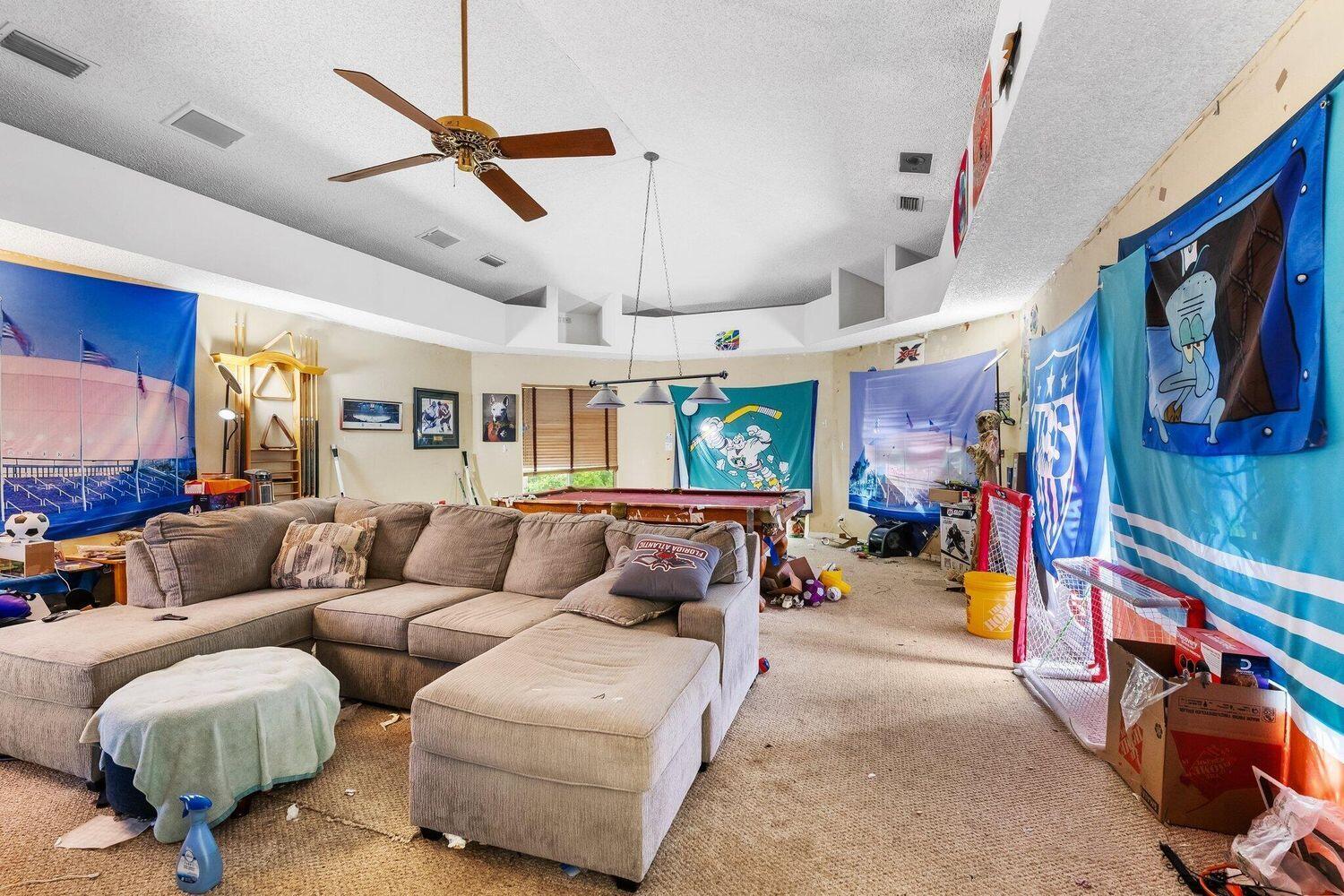 8090 Twin Lake Drive