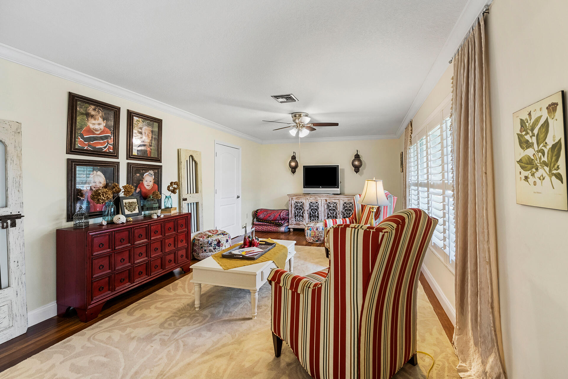 1498 W Royal Palm Road