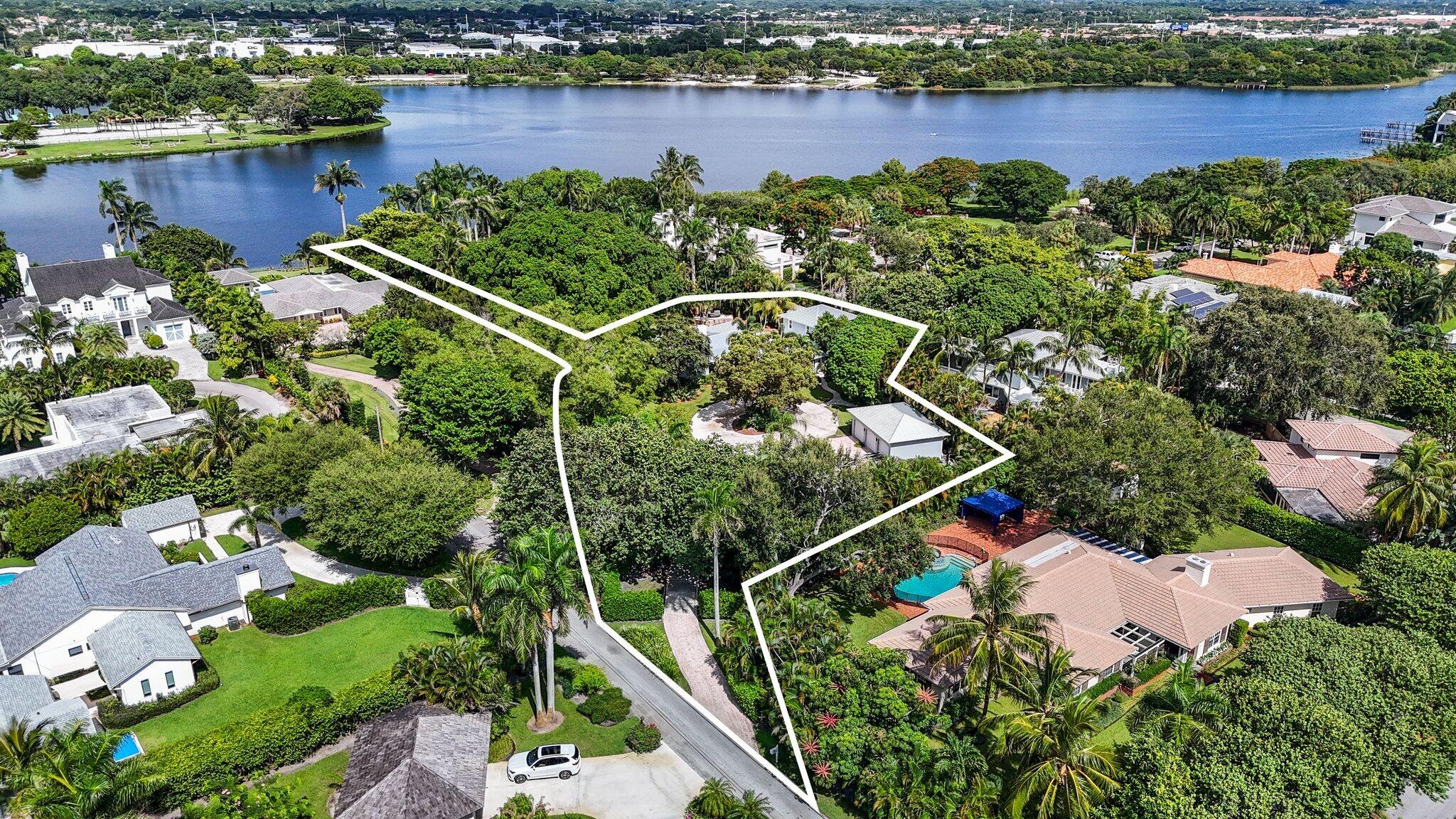 920 Hibiscus Lane