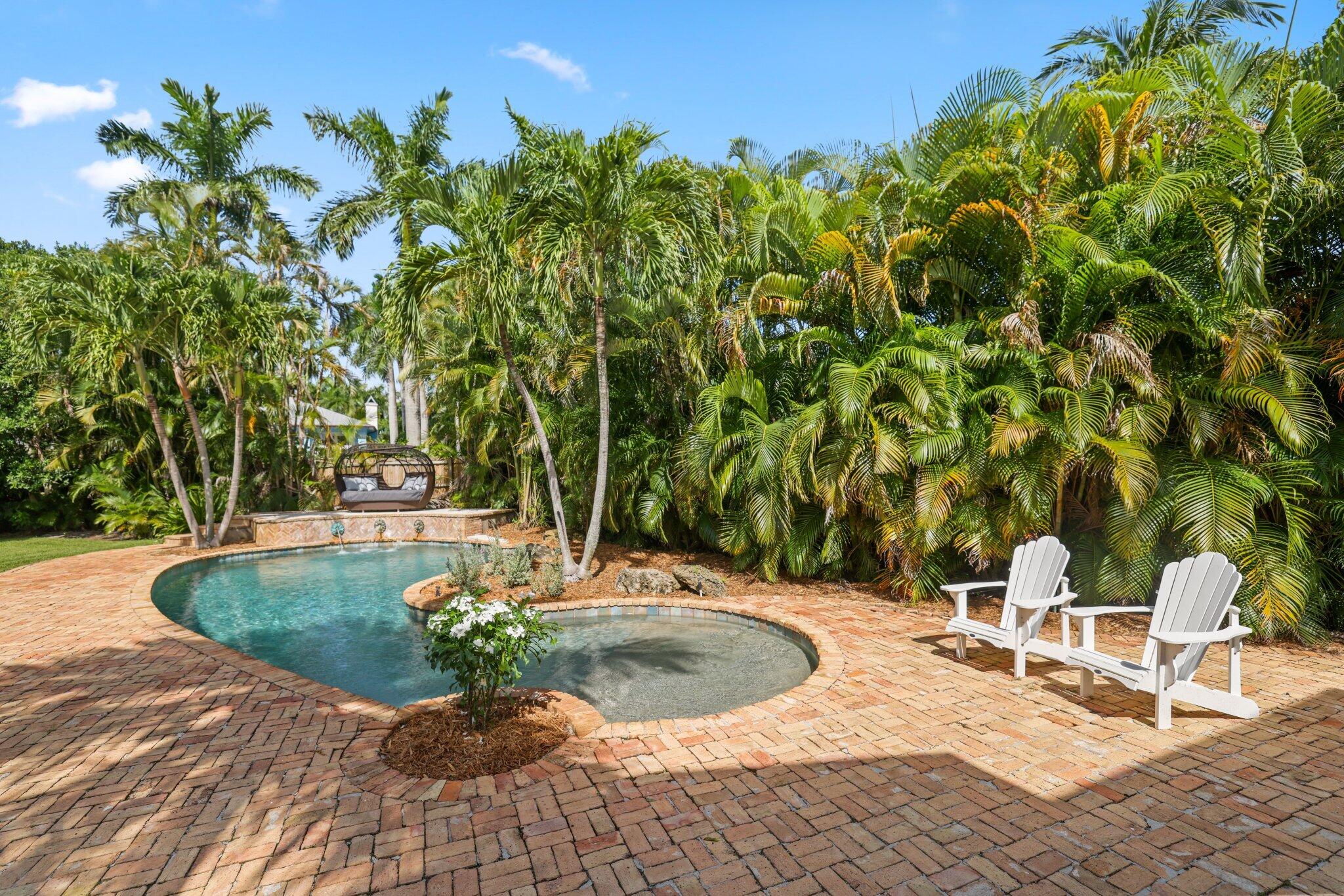 920 Hibiscus Lane