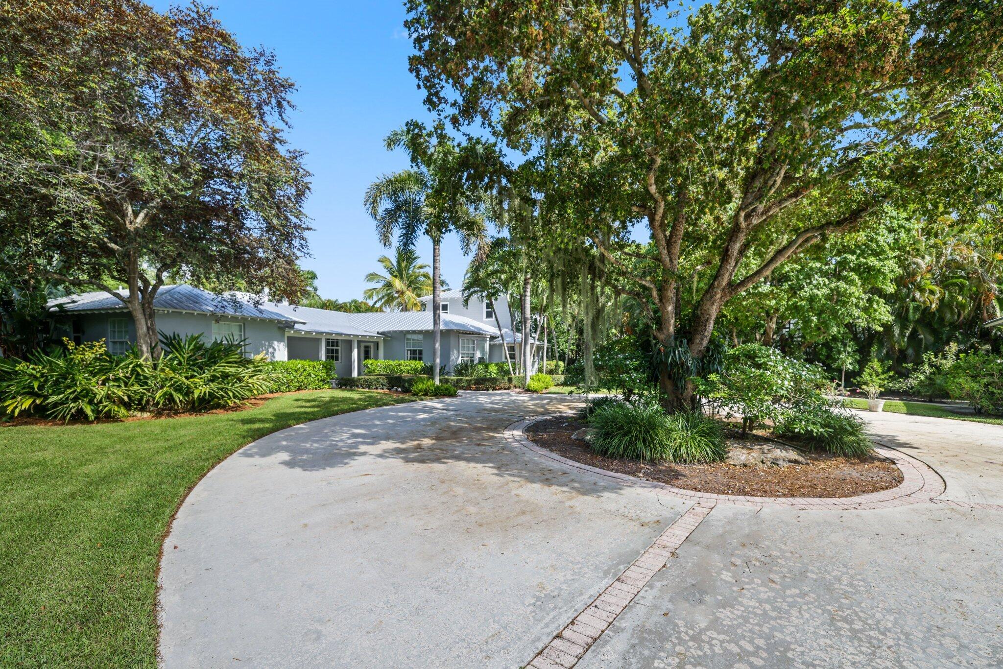 920 Hibiscus Lane