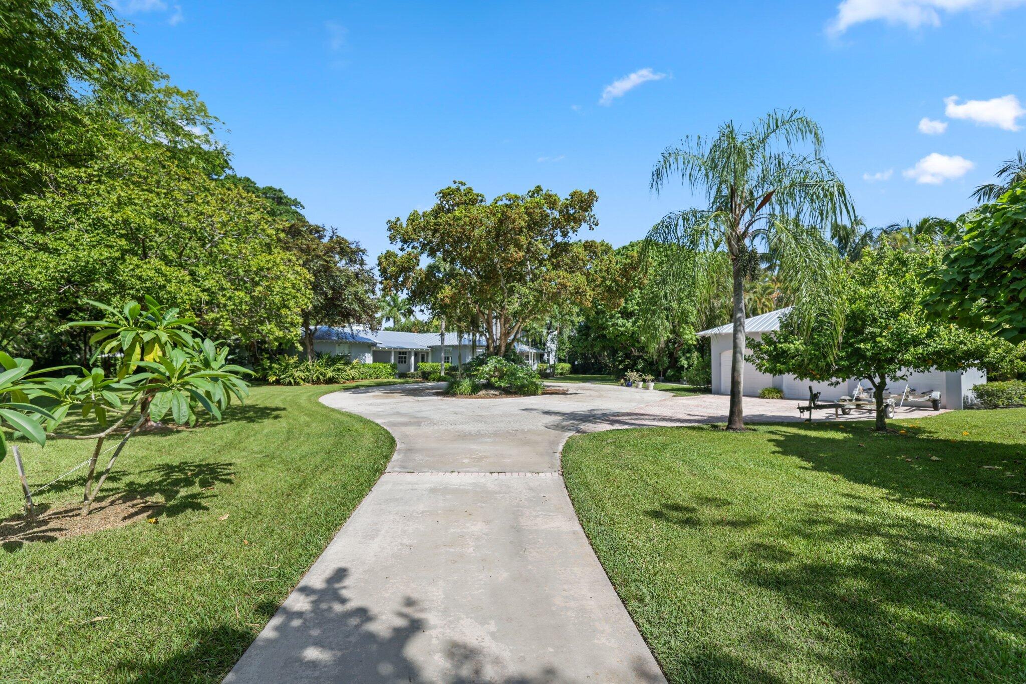 920 Hibiscus Lane