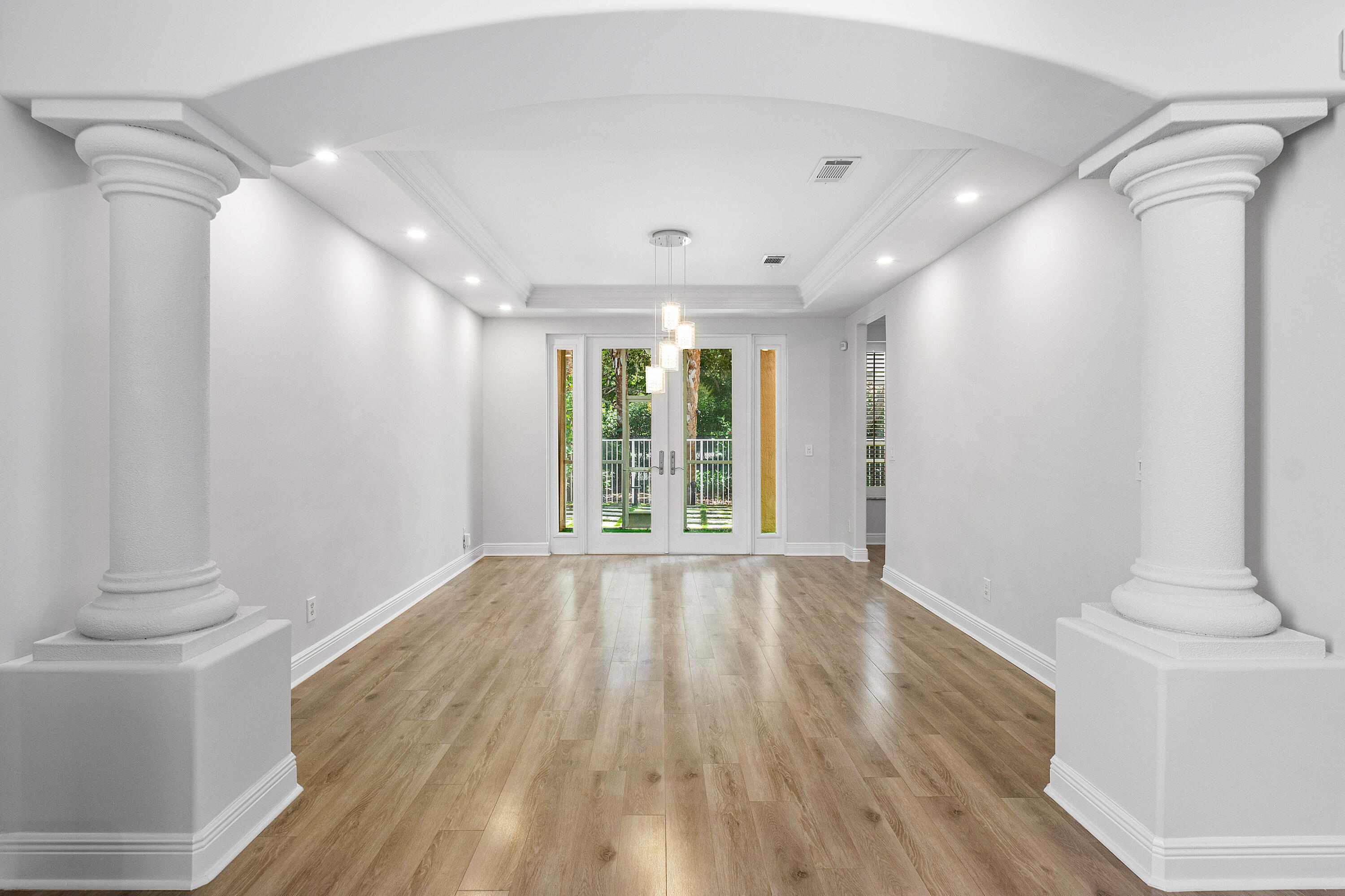 1655 E Classical Boulevard