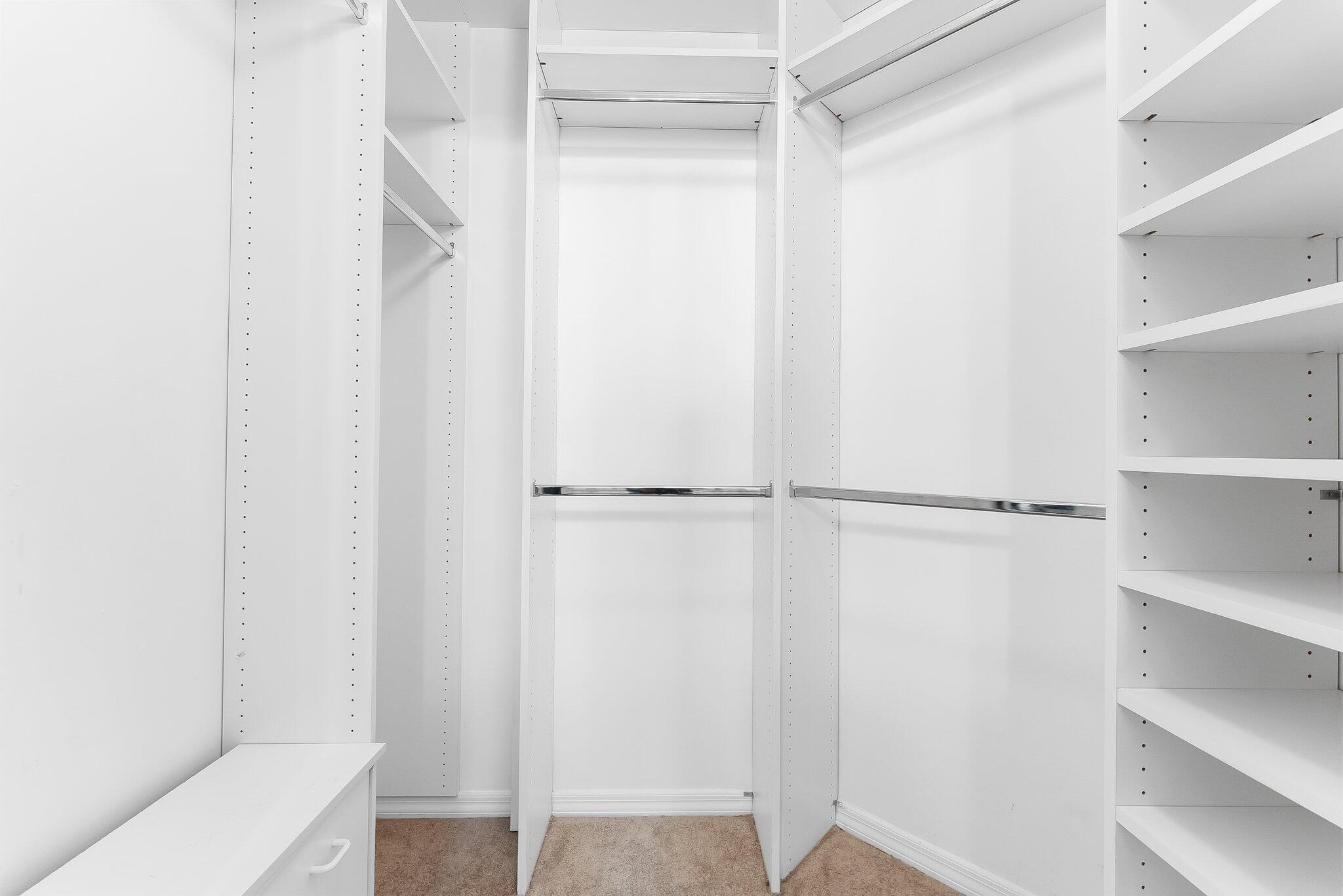 6128 Floral Lakes Drive