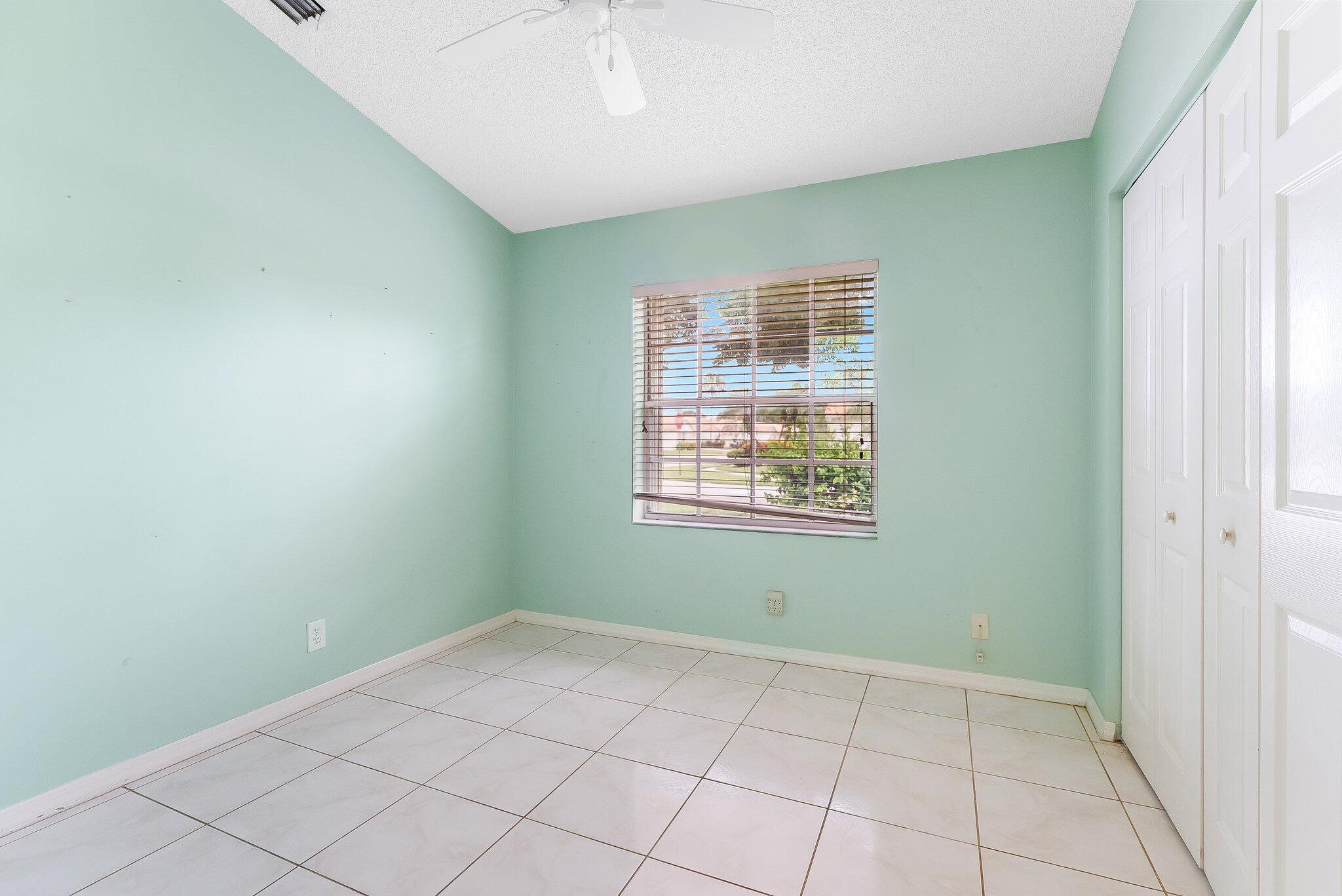 6128 Floral Lakes Drive