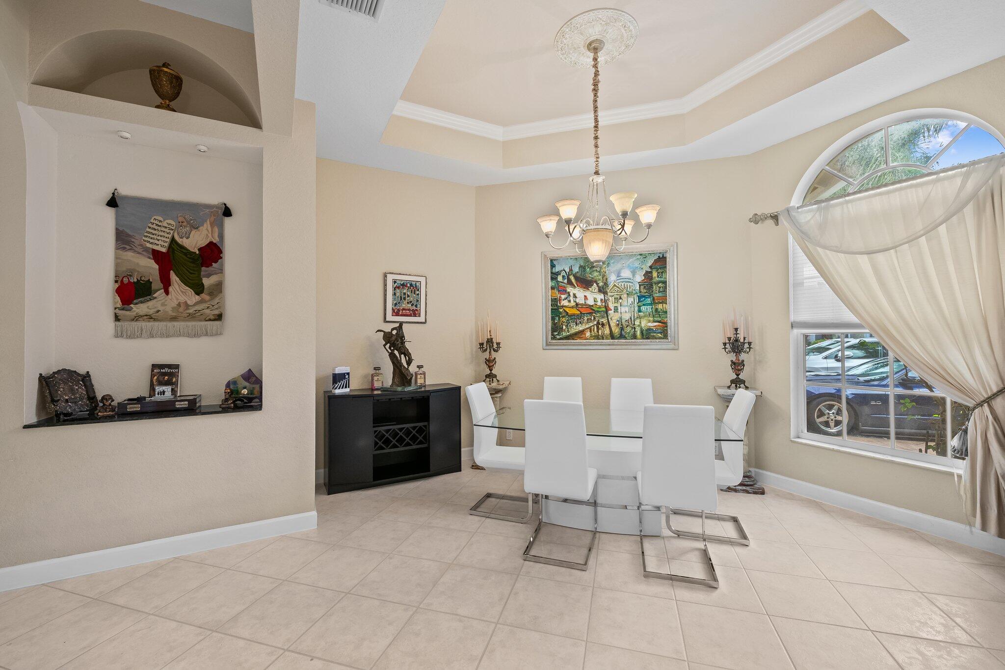 21255 Falls Ridge Way