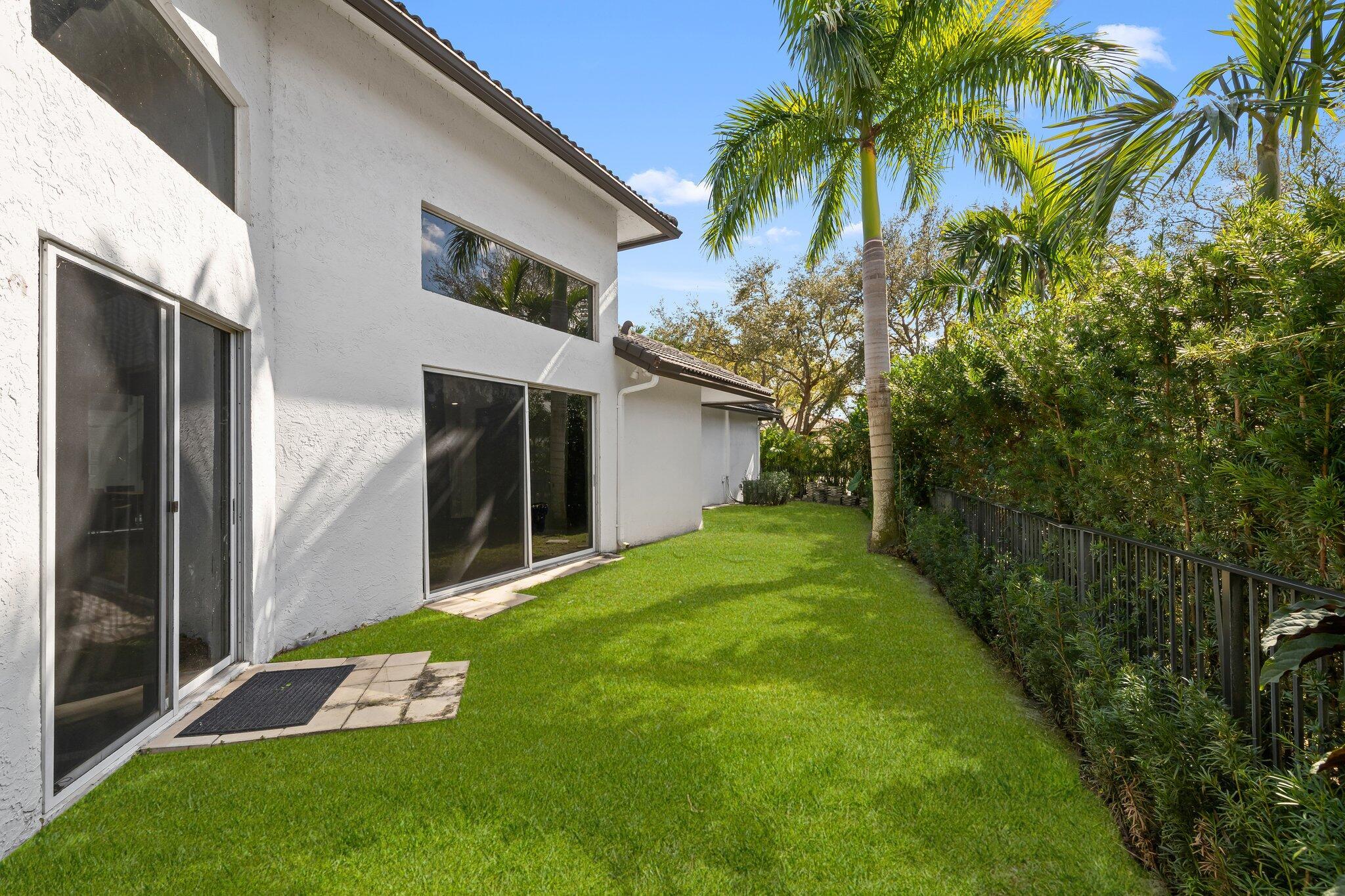 10811 Santa Rosa Drive