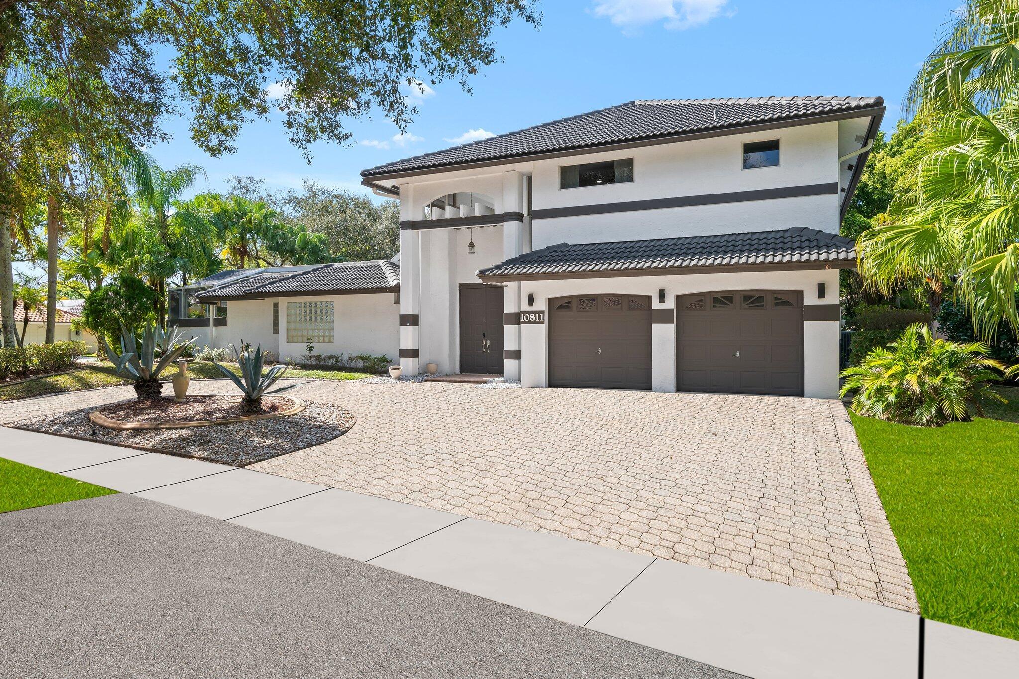 10811 Santa Rosa Drive