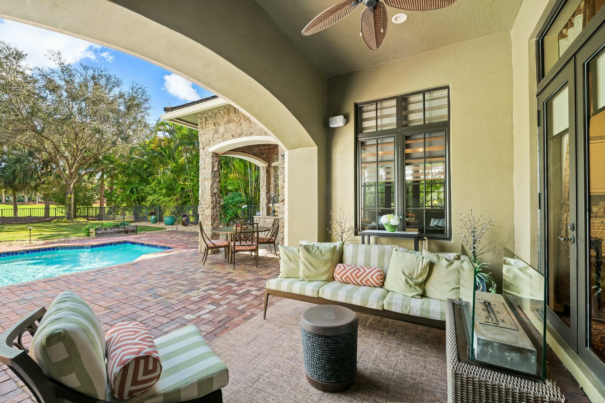 7380 Wisteria Av Avenue