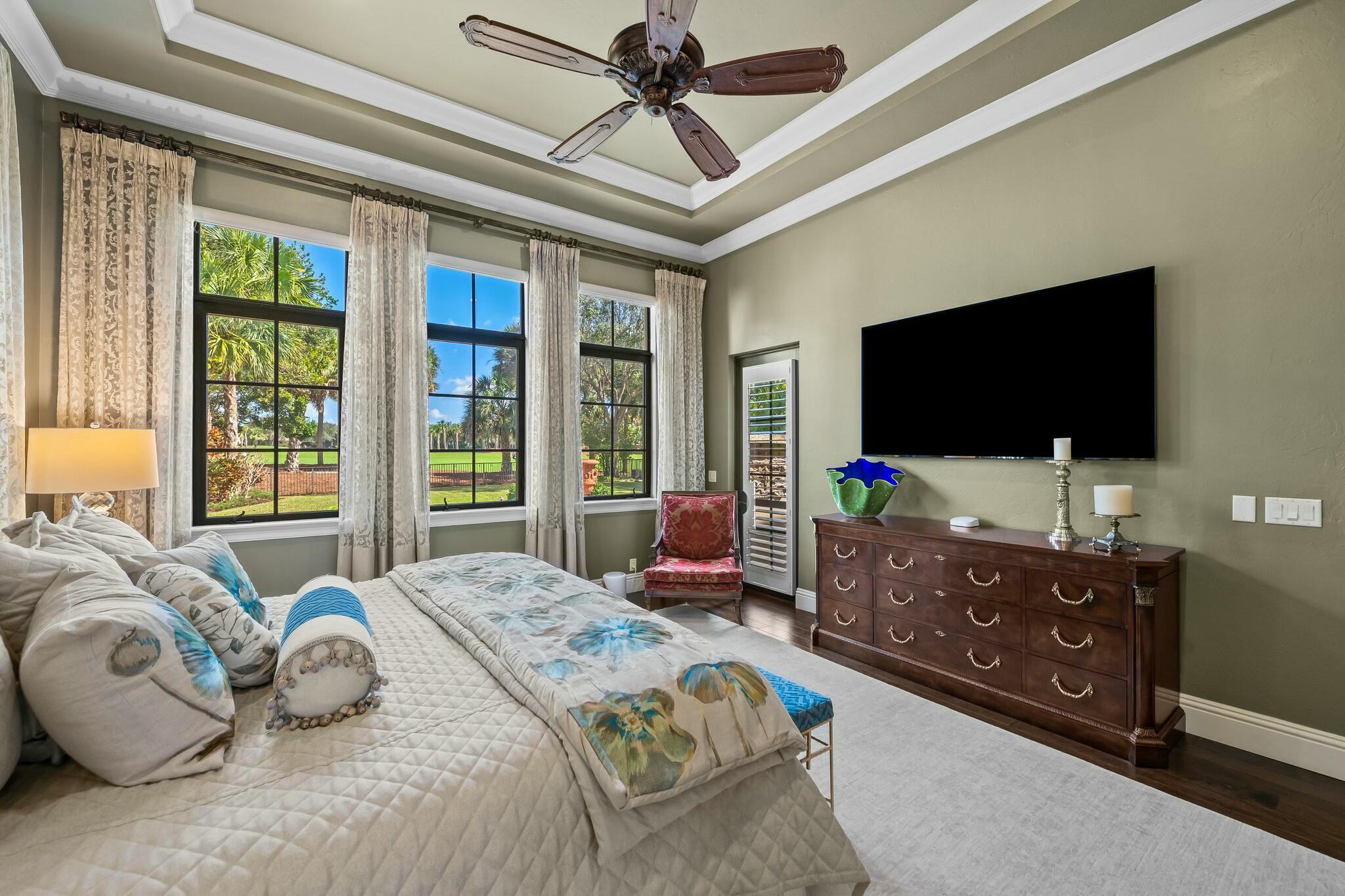 7380 Wisteria Av Avenue