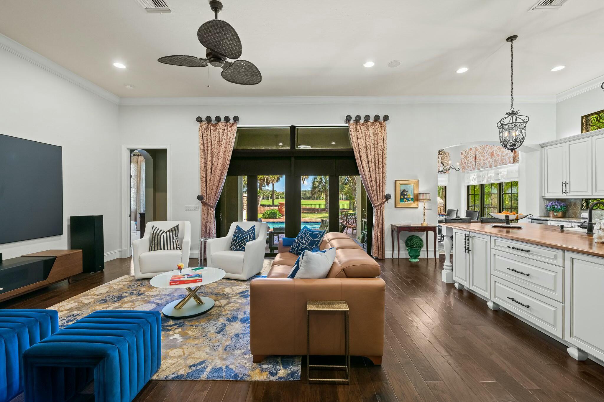 7380 Wisteria Av Avenue