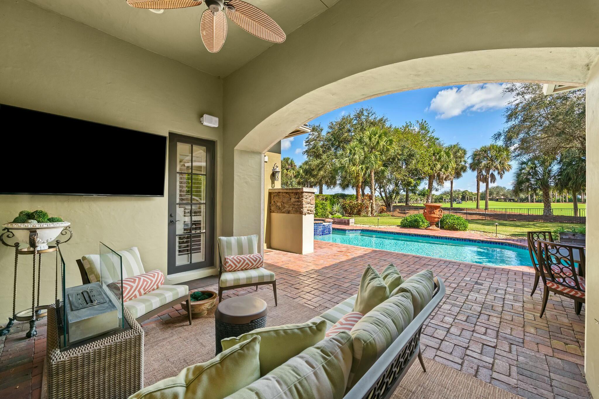 7380 Wisteria Av Avenue