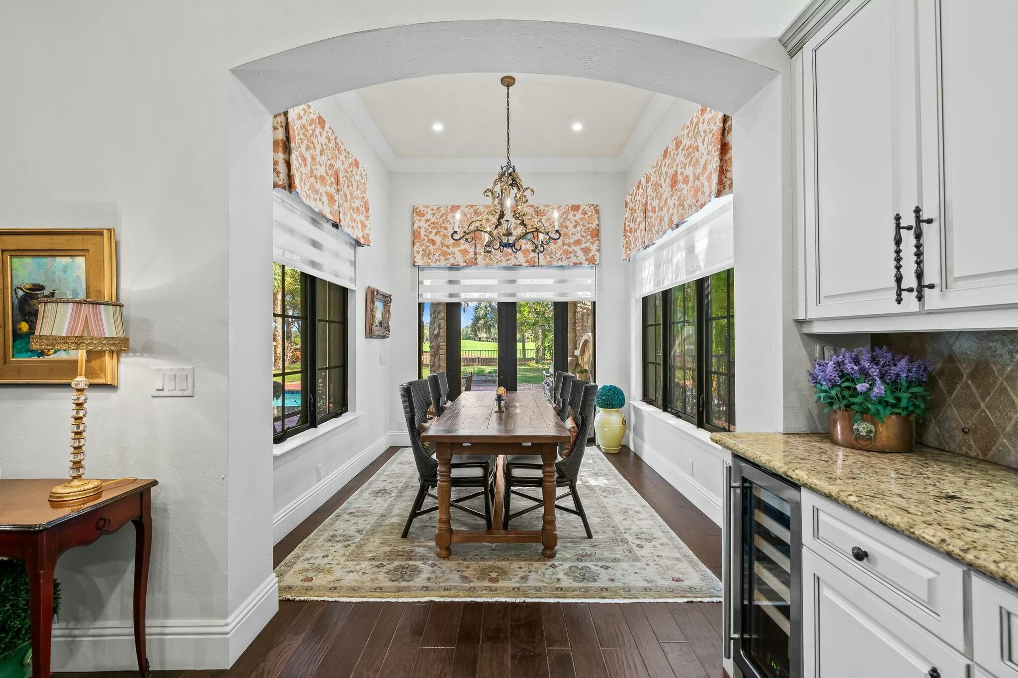 7380 Wisteria Av Avenue