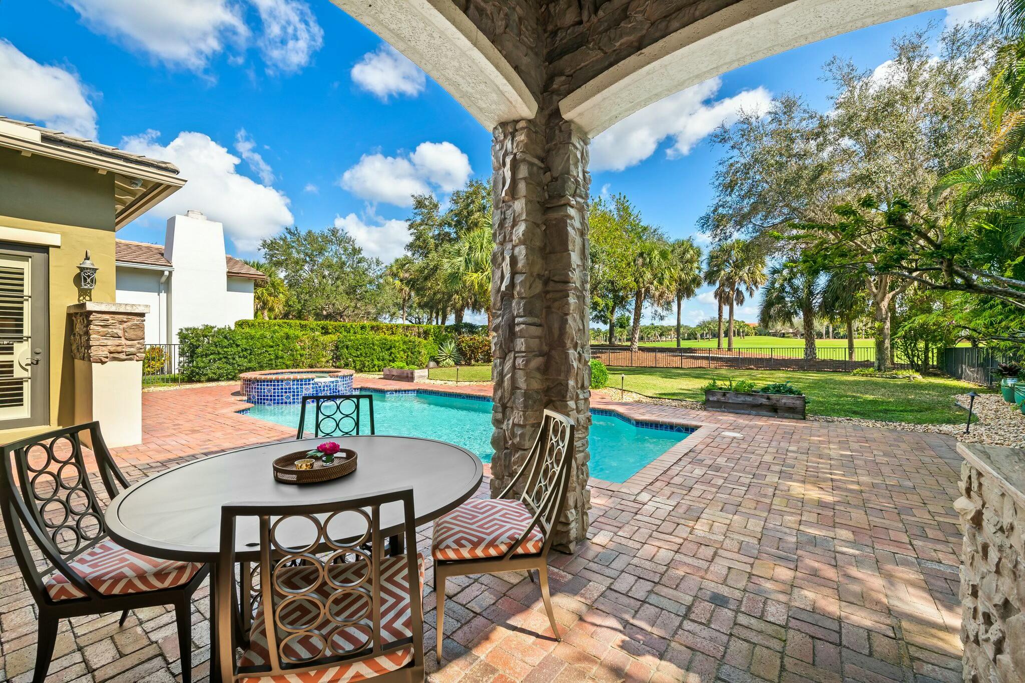 7380 Wisteria Av Avenue