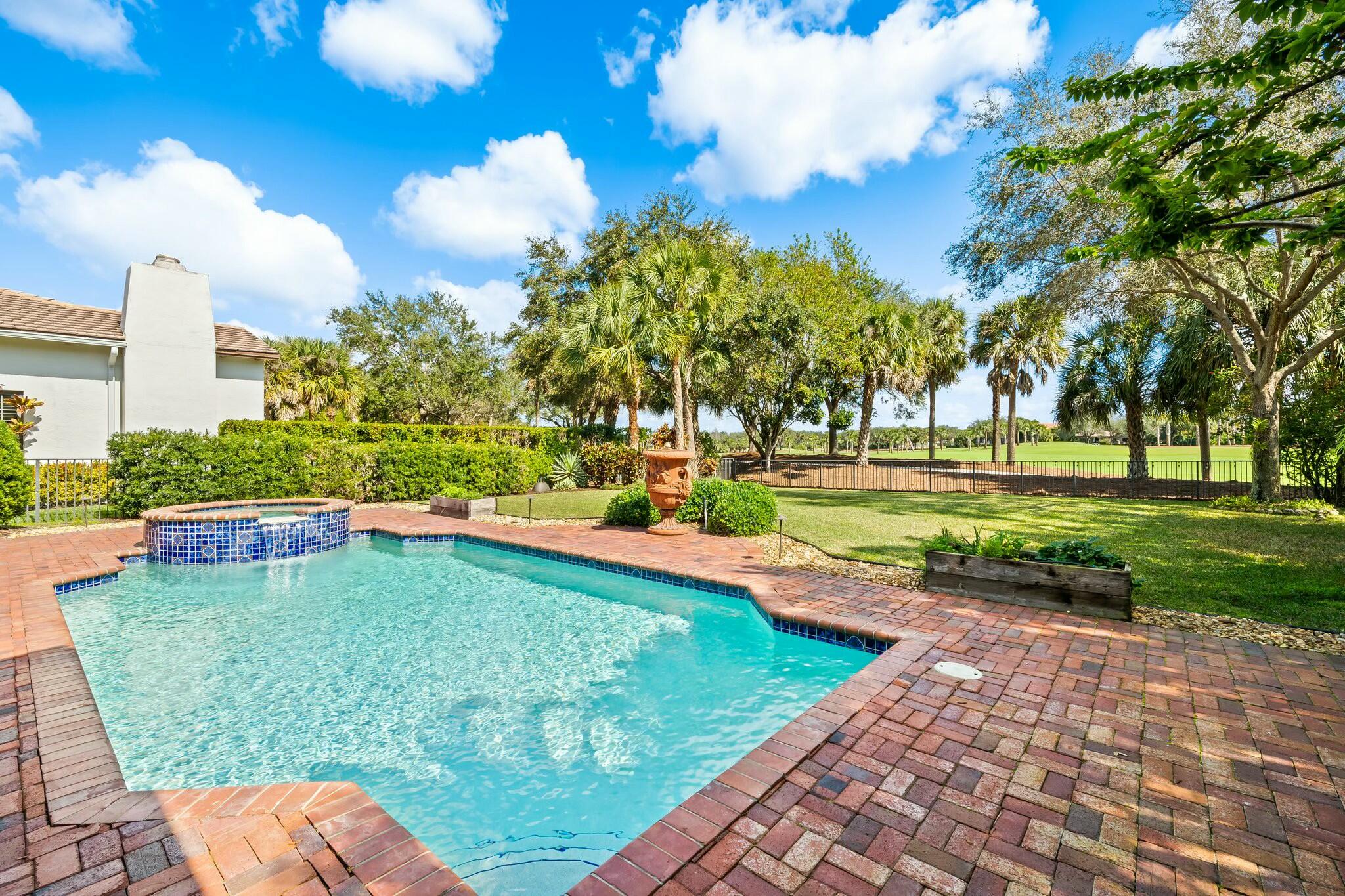 7380 Wisteria Av Avenue