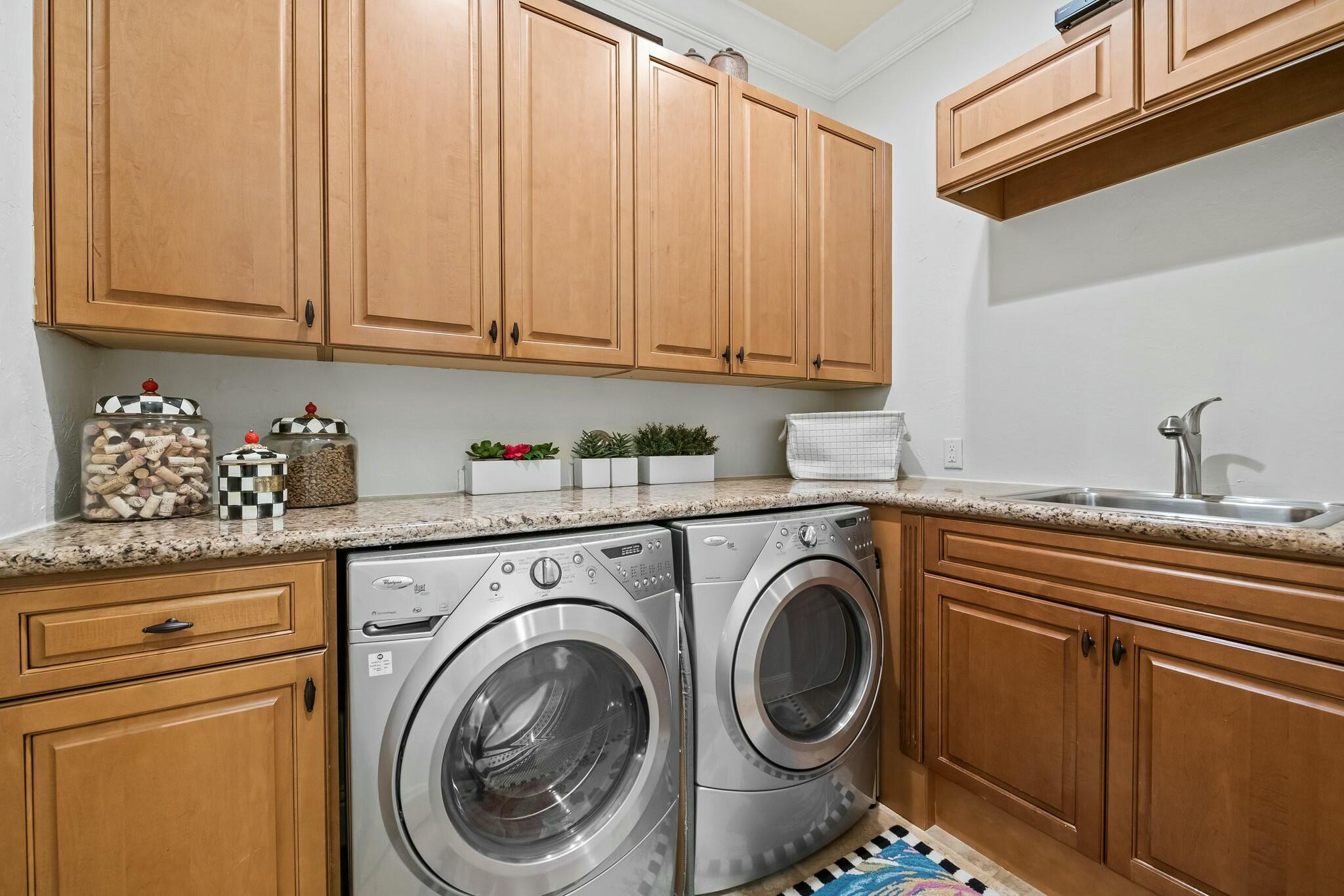 7380 Wisteria Av Avenue