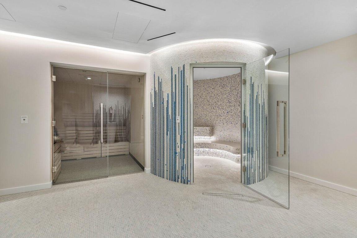 220 SE Mizner Boulevard 209