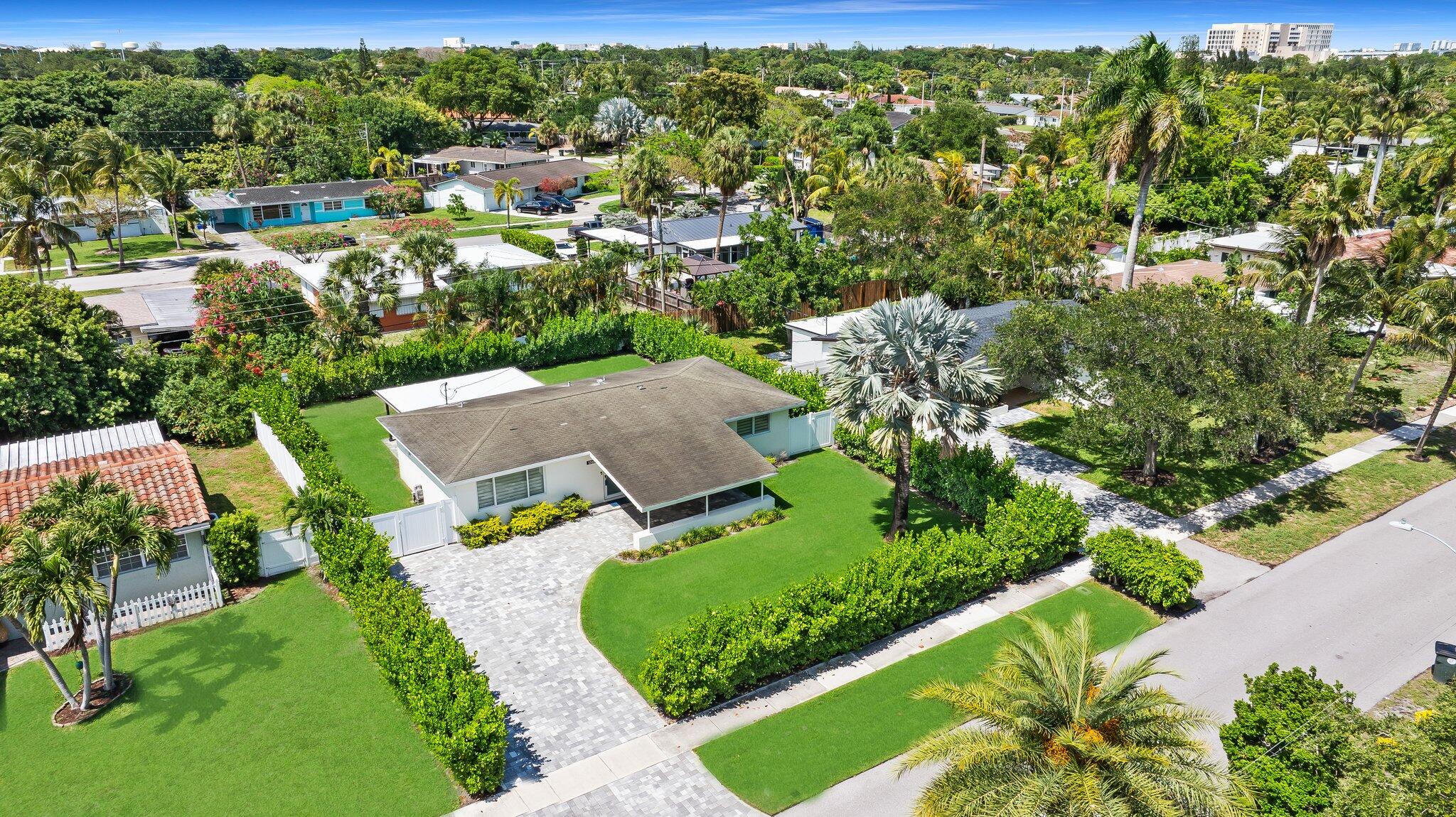 1269 NW 4th Street