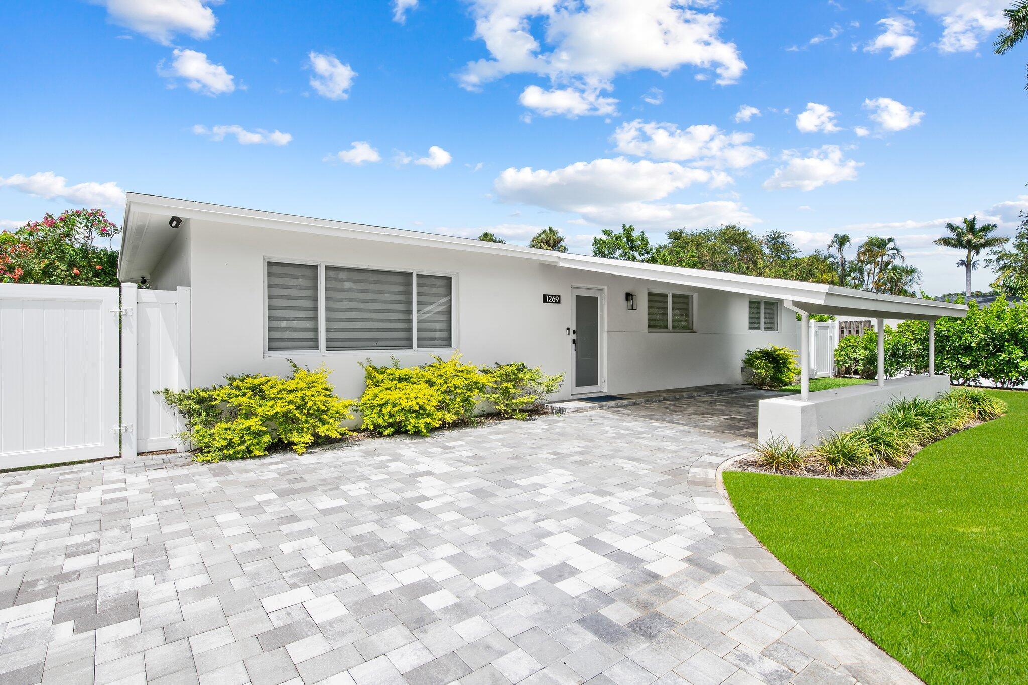 1269 NW 4th Street