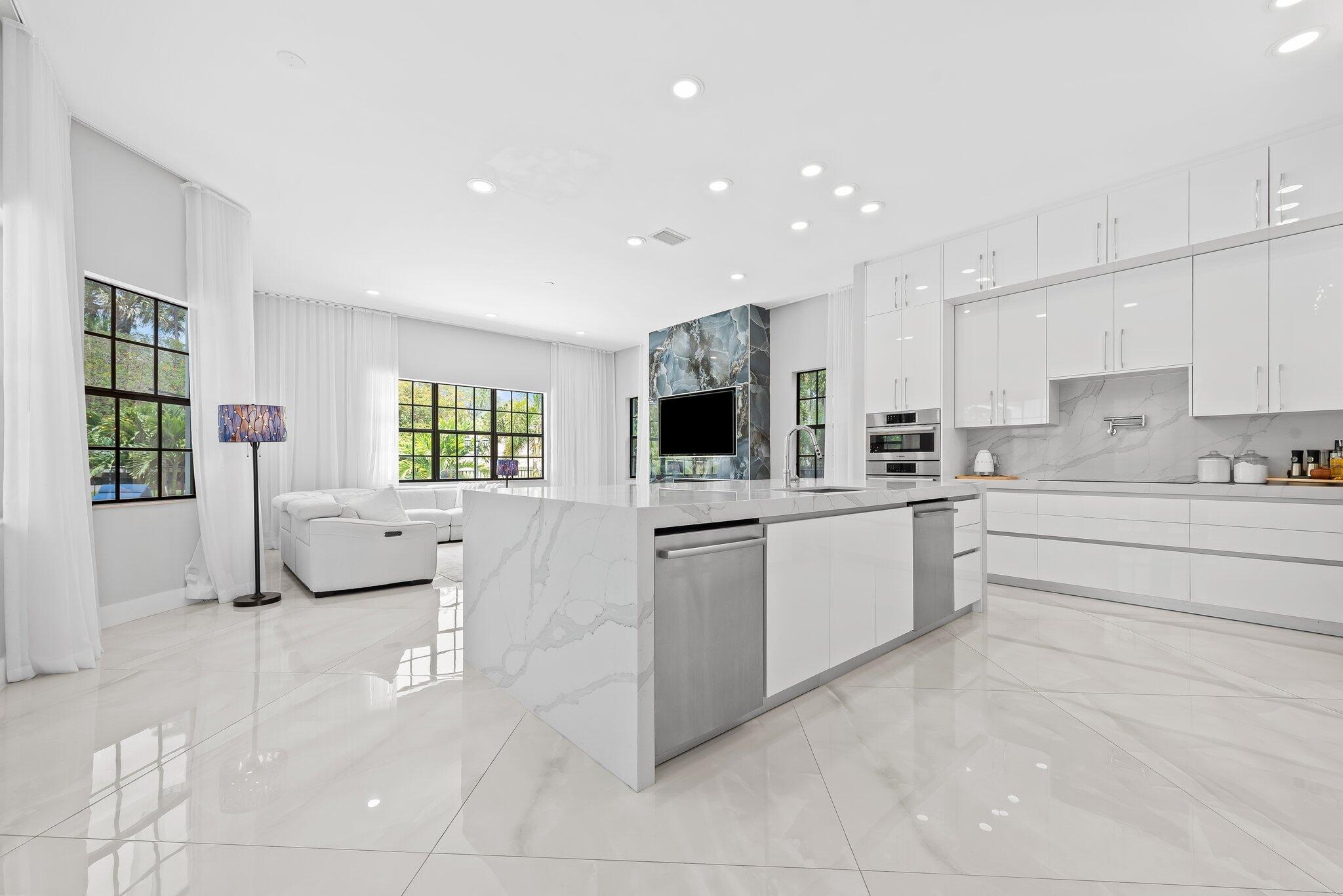 10471 Majestic Trail