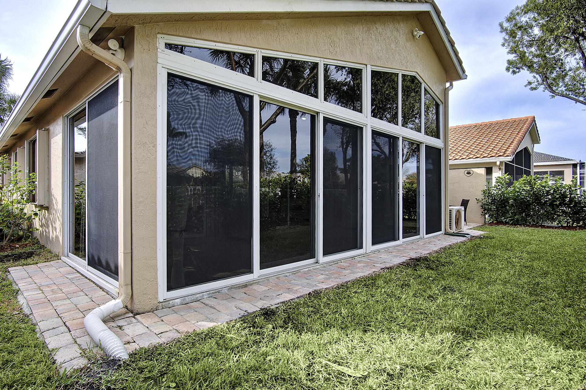 7023 Lombardy Street