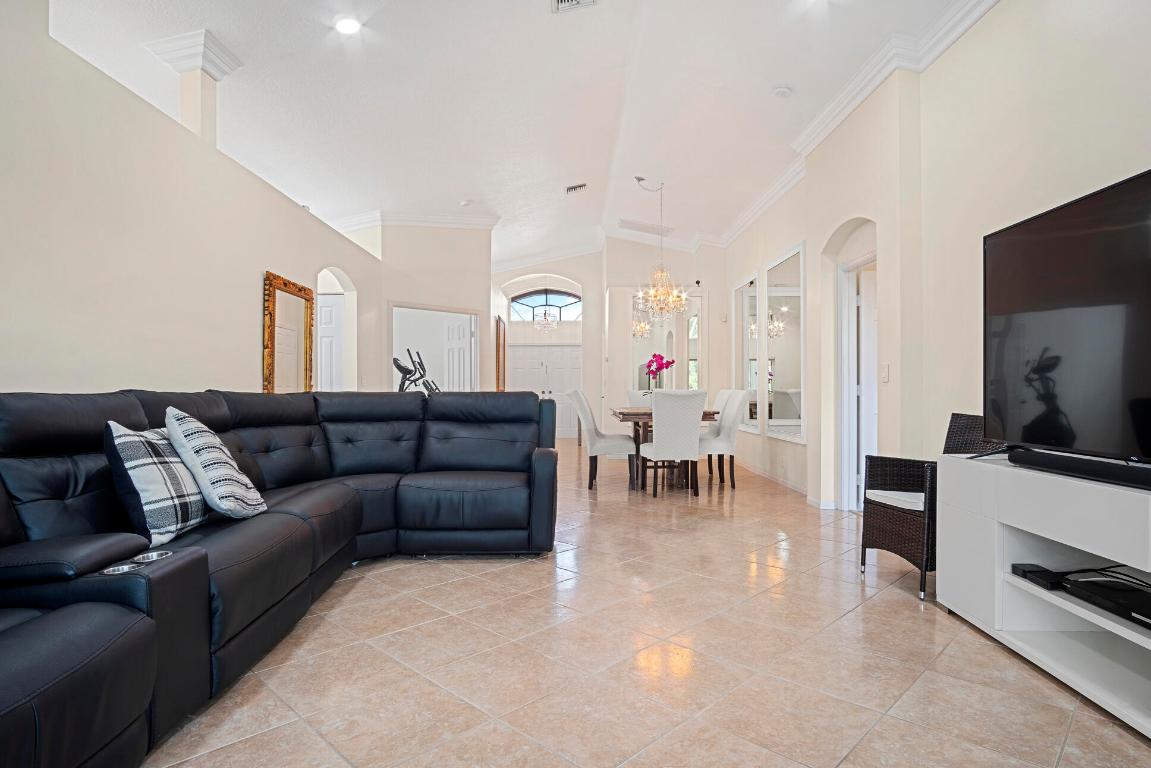 7023 Lombardy Street