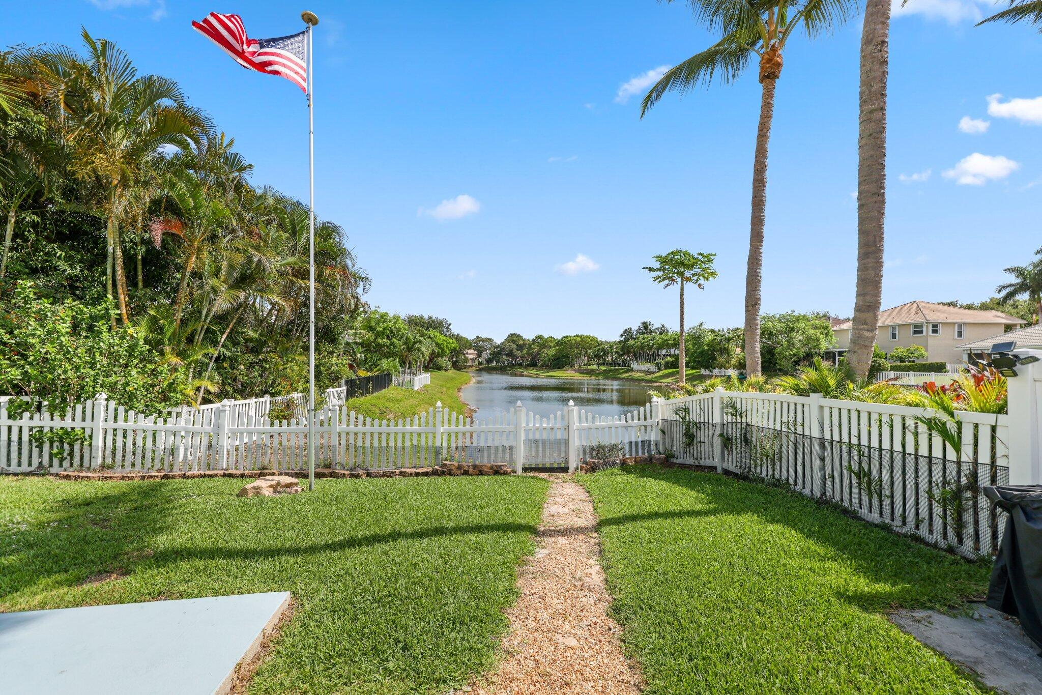 1071 Delray Lakes Drive