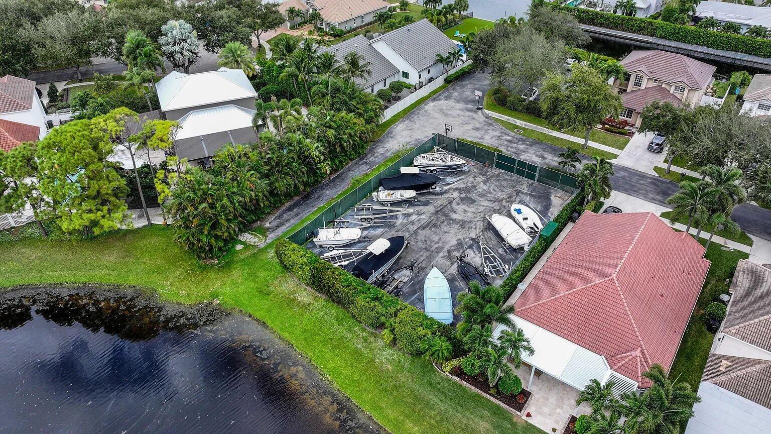 1071 Delray Lakes Drive