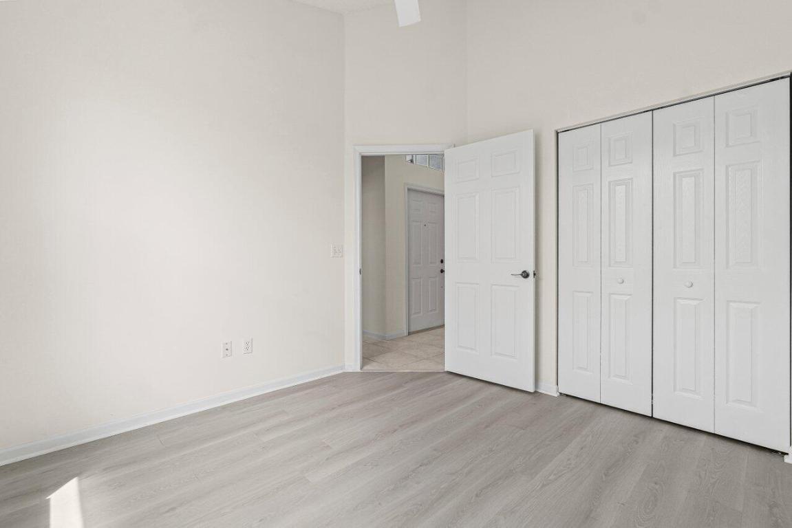 7728 Edinburough Lane