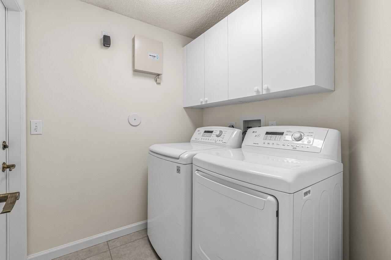 7728 Edinburough Lane