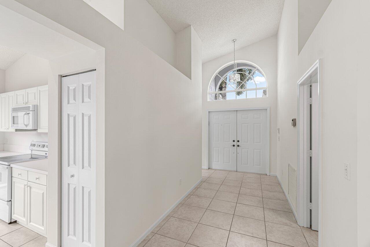 7728 Edinburough Lane