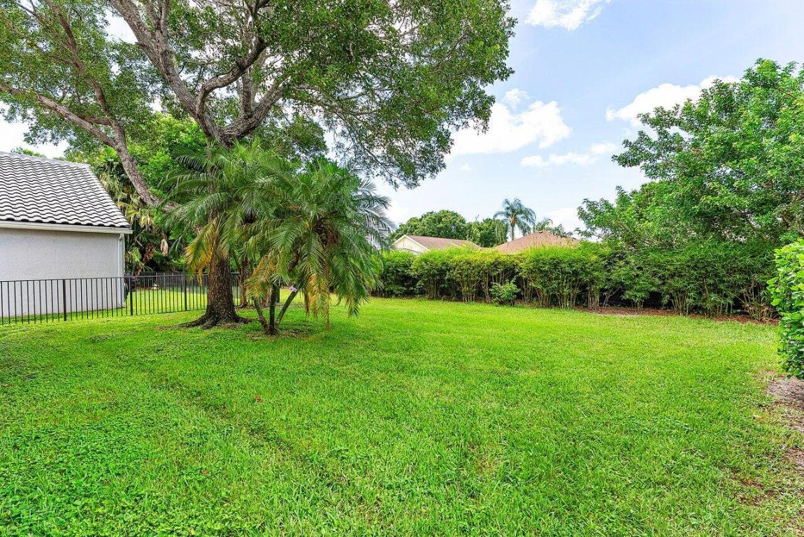 7728 Edinburough Lane