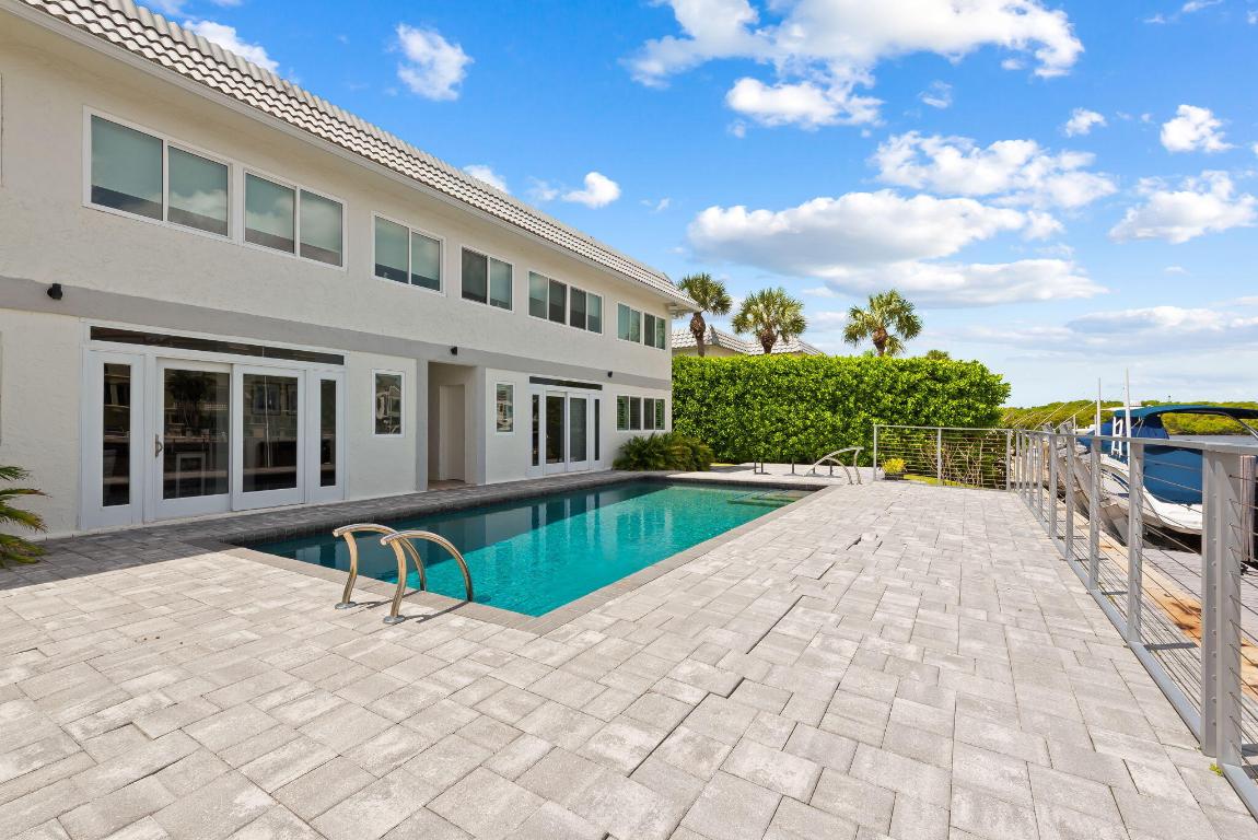 1019 Russell Drive A