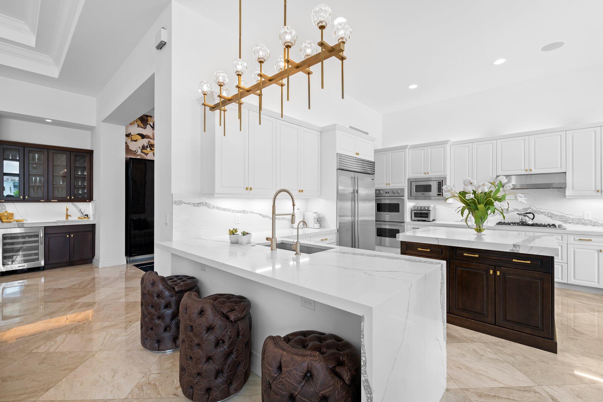 8410 Eagleville Avenue