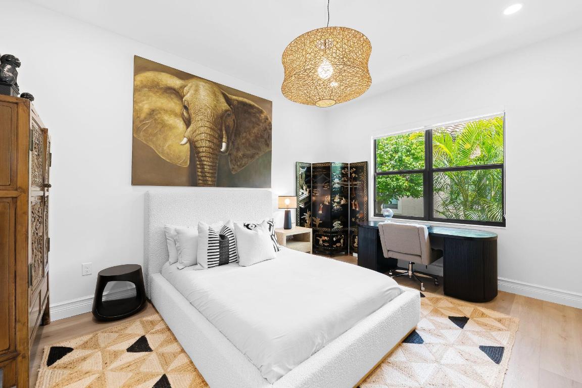 8410 Eagleville Avenue