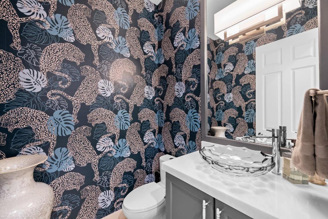 8410 Eagleville Avenue