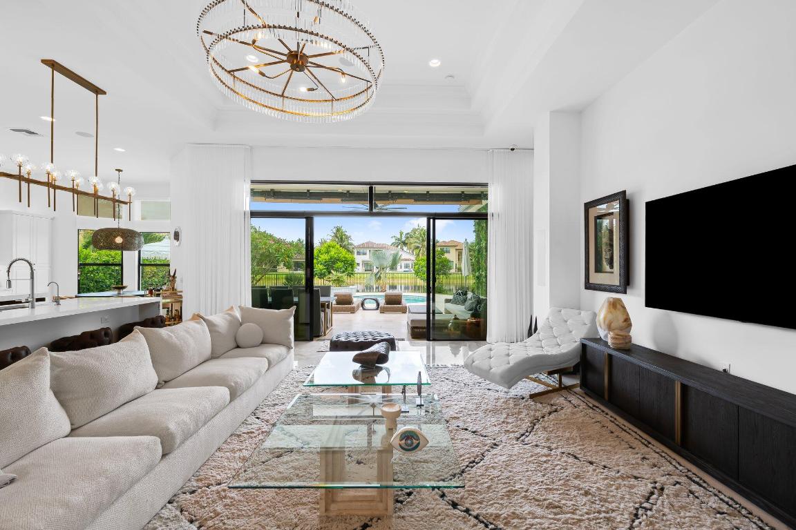 8410 Eagleville Avenue