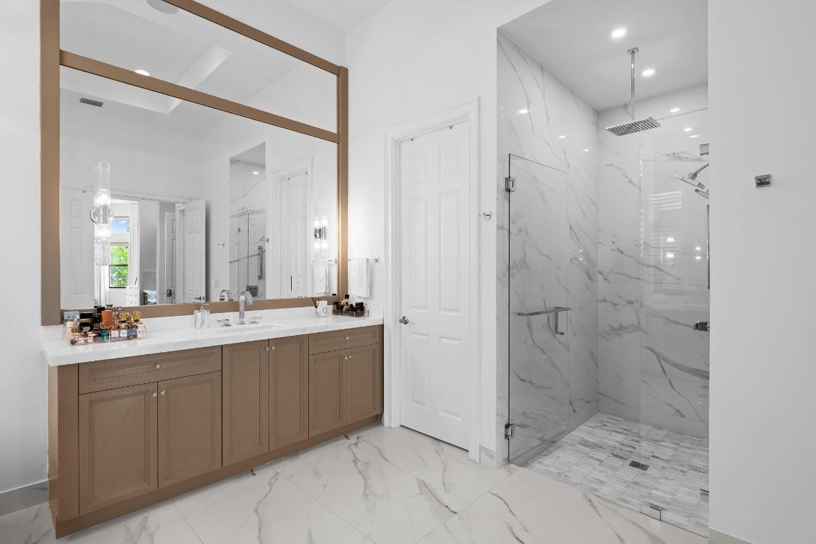 8410 Eagleville Avenue