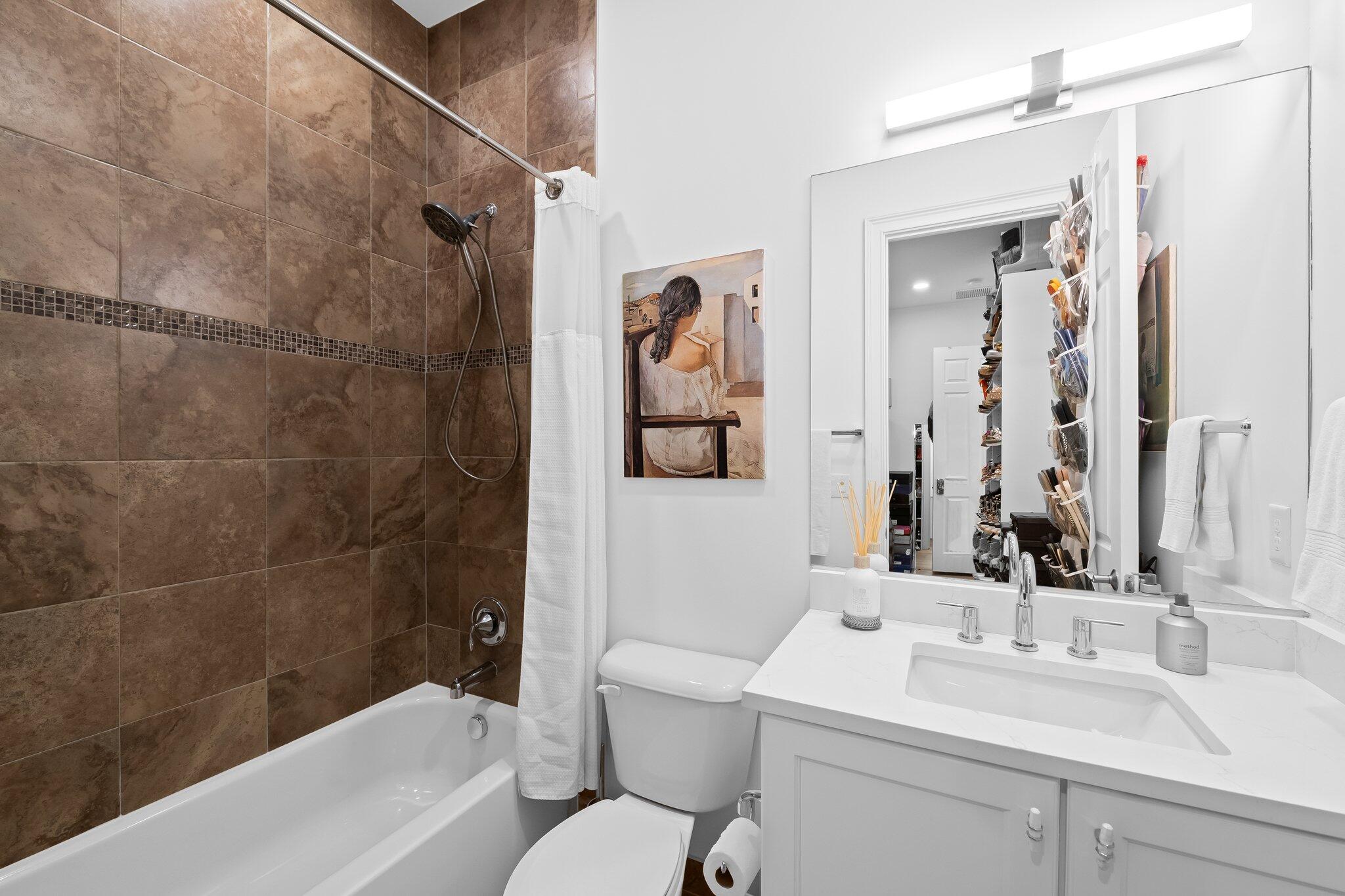 8410 Eagleville Avenue