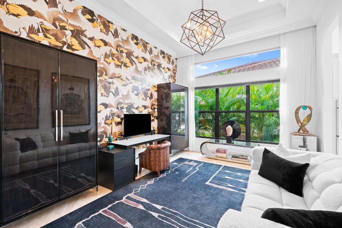 8410 Eagleville Avenue