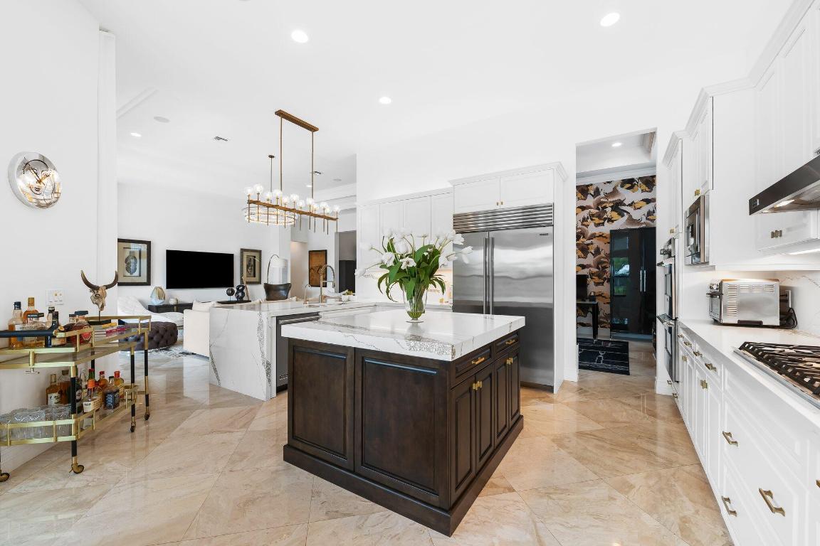 8410 Eagleville Avenue