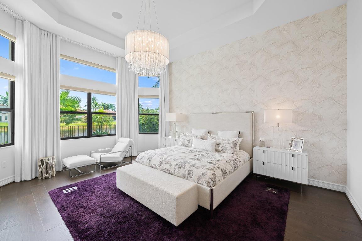 8410 Eagleville Avenue