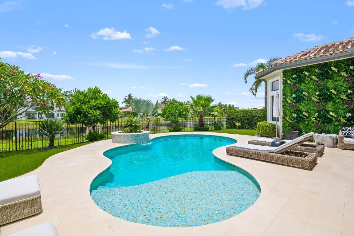 8410 Eagleville Avenue