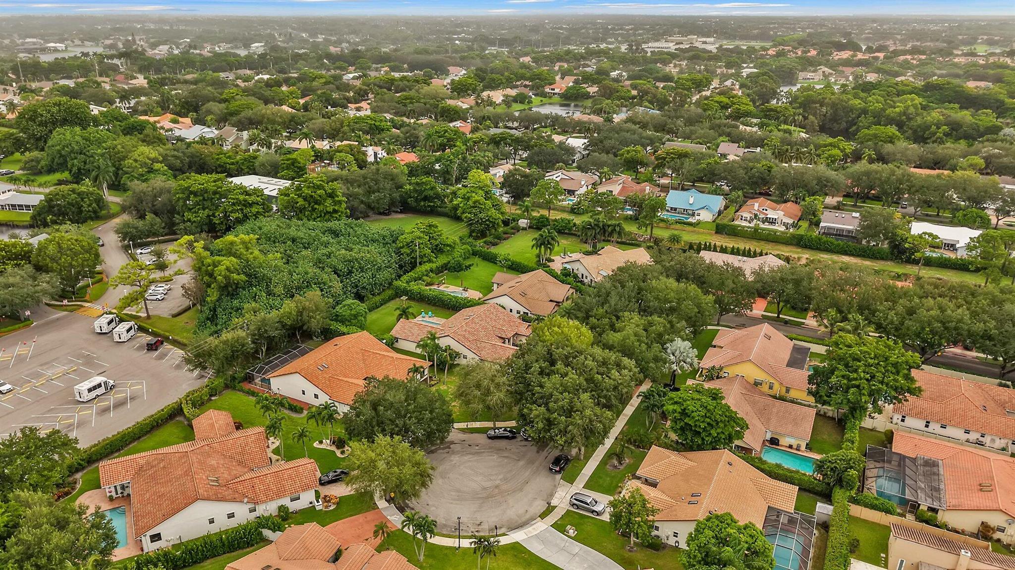 3951 NW 27th Terrace