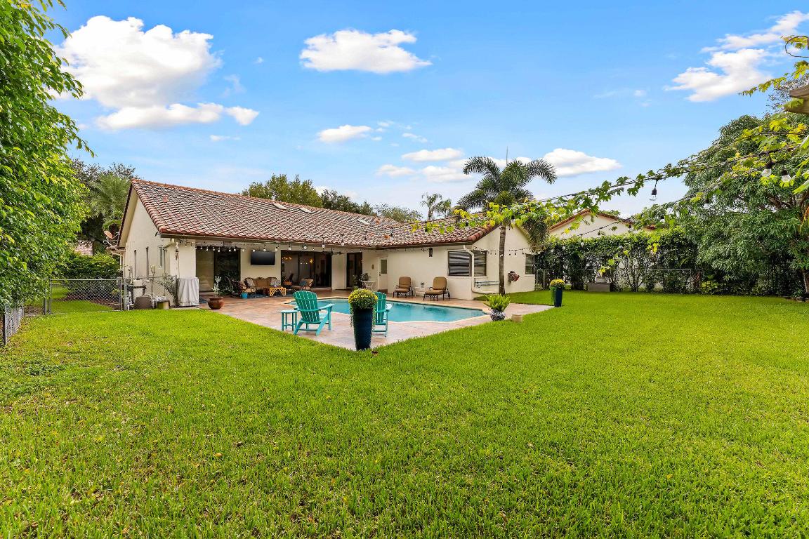 3951 NW 27th Terrace