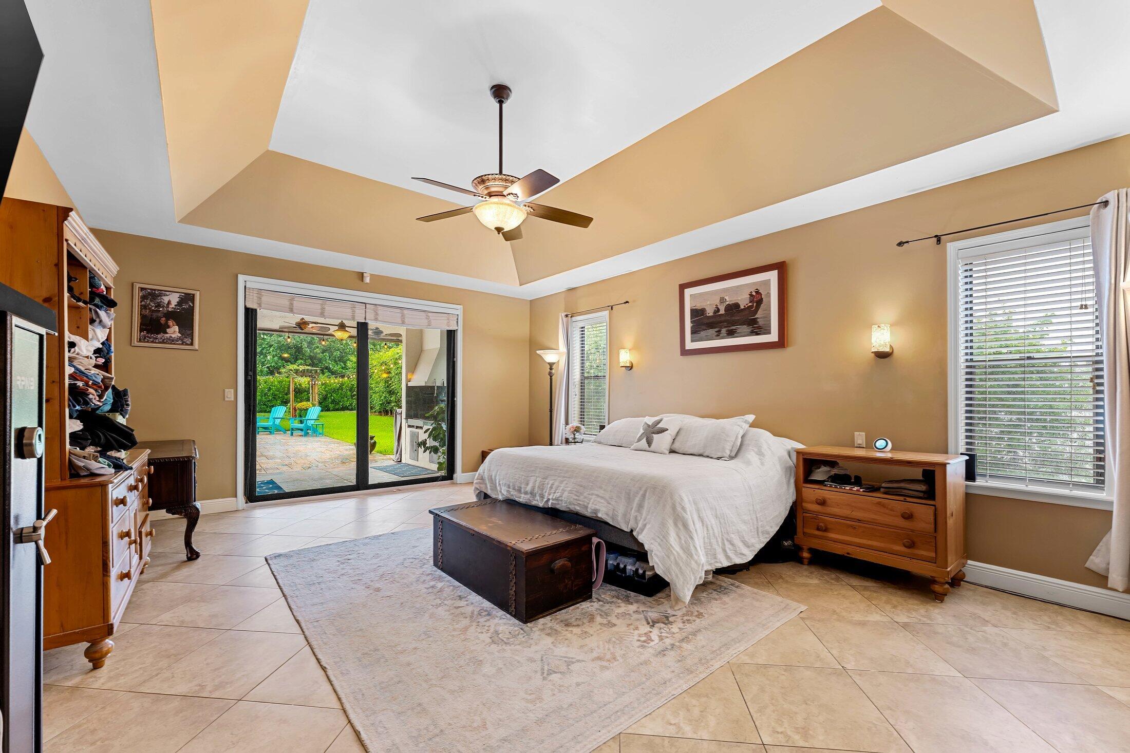 3951 NW 27th Terrace