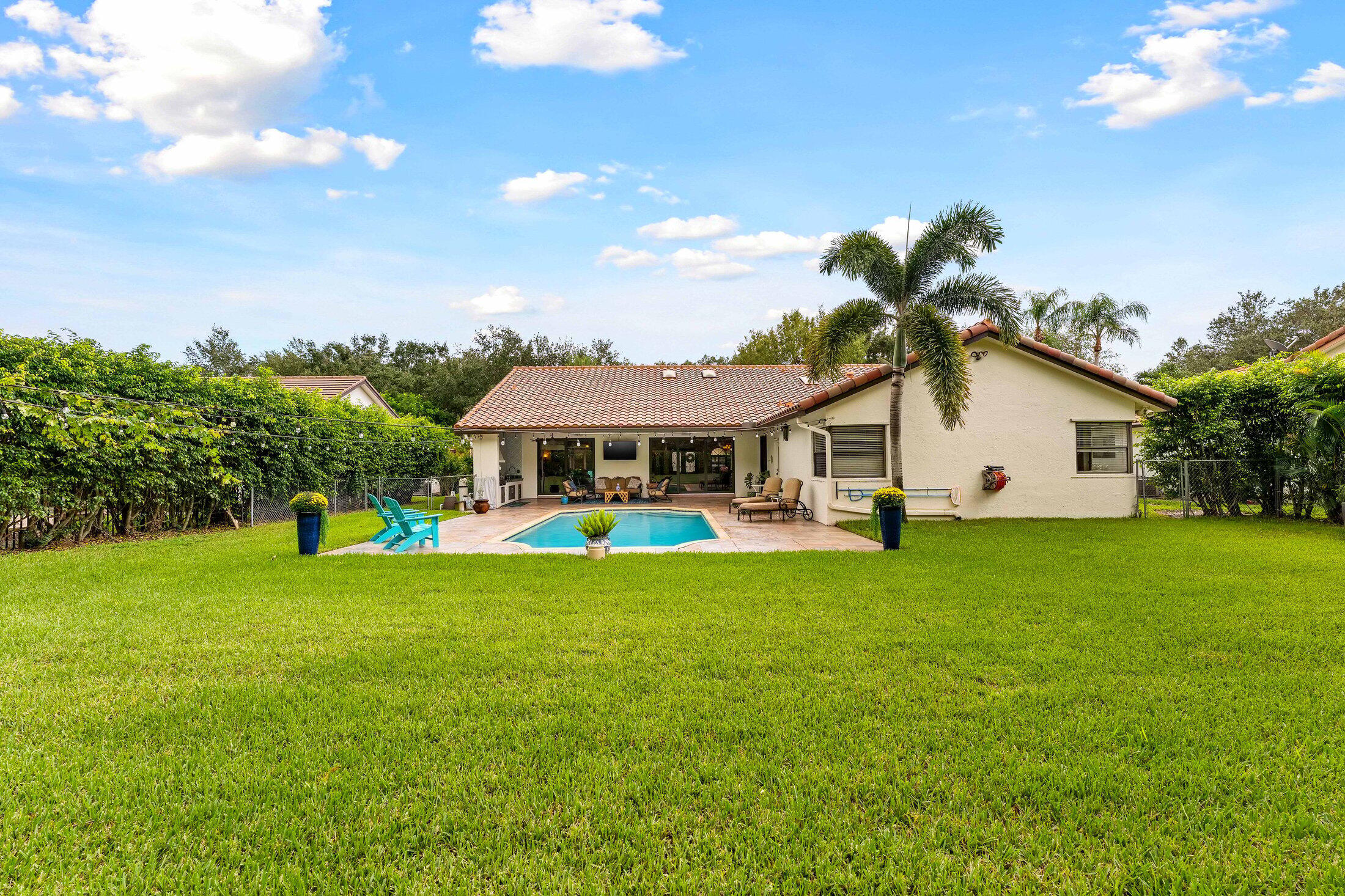 3951 NW 27th Terrace